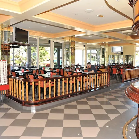 阿尔法酒店 Isla Plana