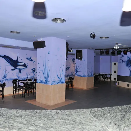 阿尔法酒店 Isla Plana